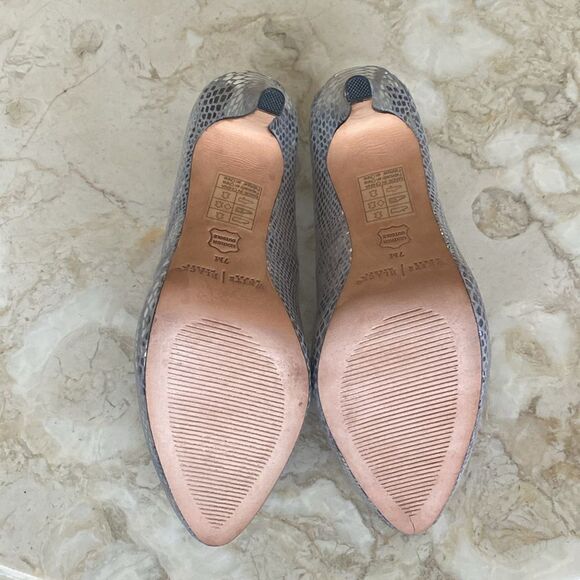 White House Black Market Leather Snakeskin Silver Platform 4” Party Heels - Picture 11 of 12